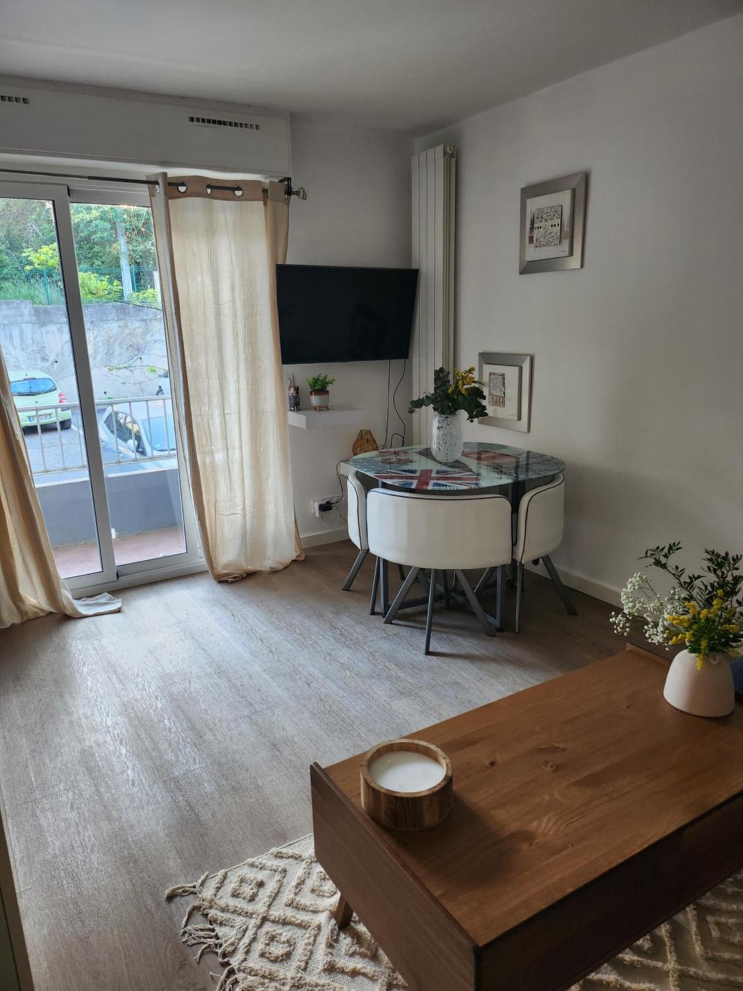 Appartement Plan Des 4 Seigneurs Montpellier Eksteriør bilde